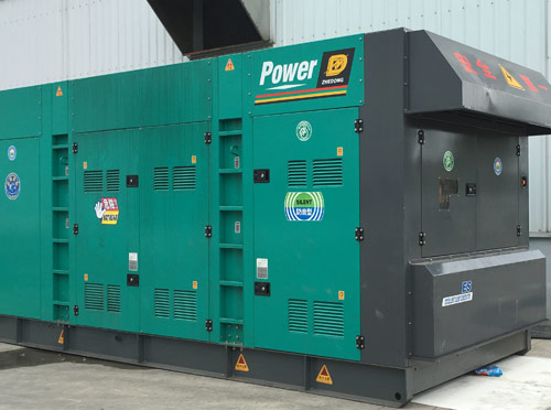 白银升级发电机组的过程中需要注意哪些安全事项？